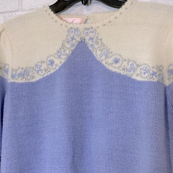 Jaclyn Smith Vintage Sweater - Picture 2 of 8